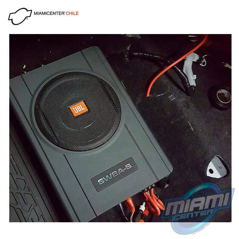 SERVICIO DE INSTALACIÓN DE SUBWOOFER AMPLIFICADO