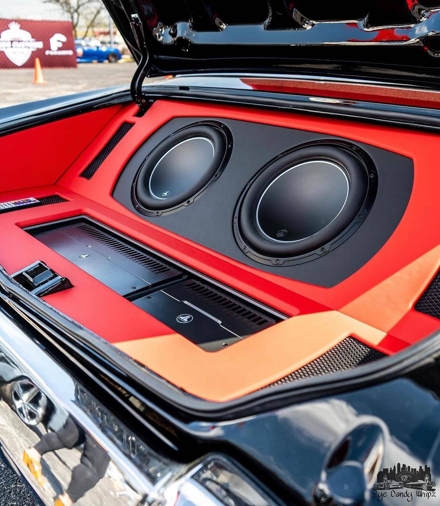 SERVICIO DE INSTALACIÓN DE AMPLIFICADOR DE 4 CANALES, Desde