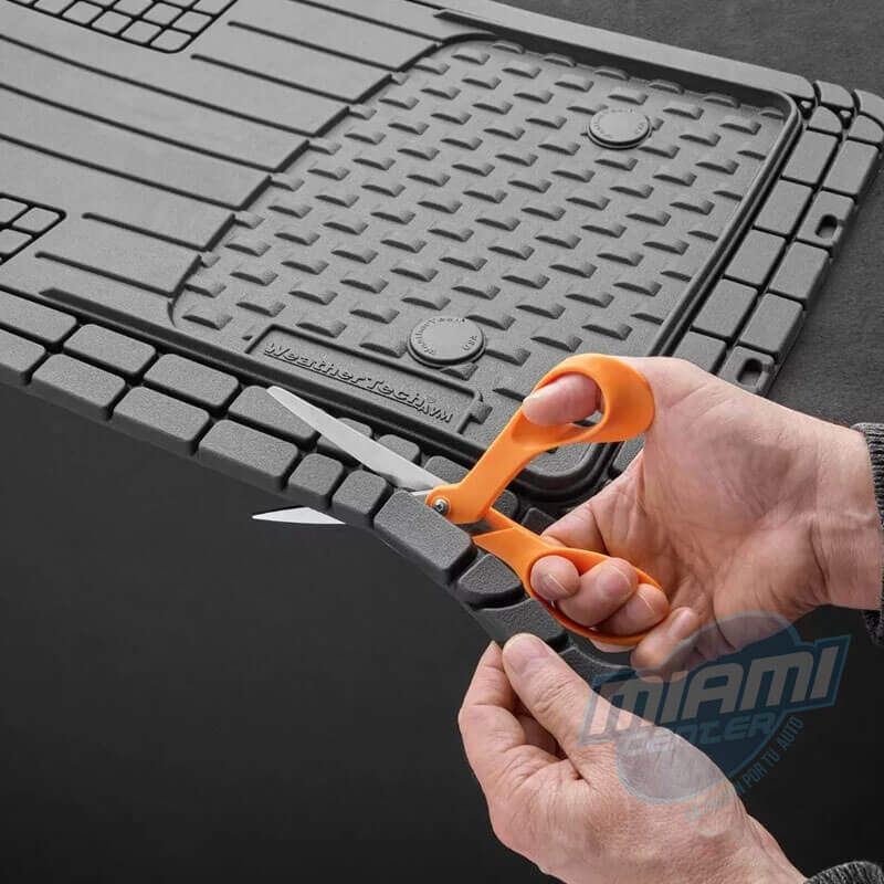 PISO-DE-goma-para-auto-universal-weathertech